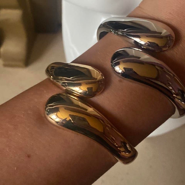 chunky bangle bracelet