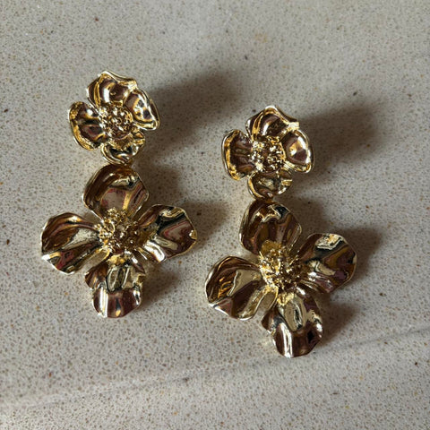 chunky flower earrings in gold