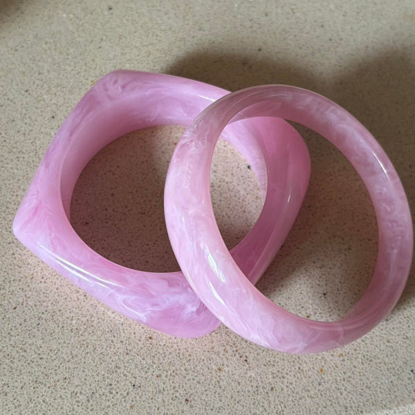 round pink resin bangle