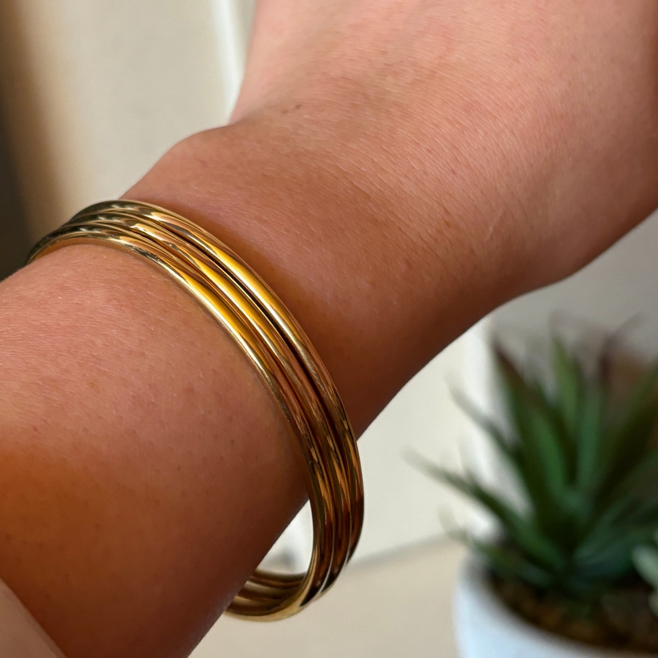 pack of 3 slim gold bangles