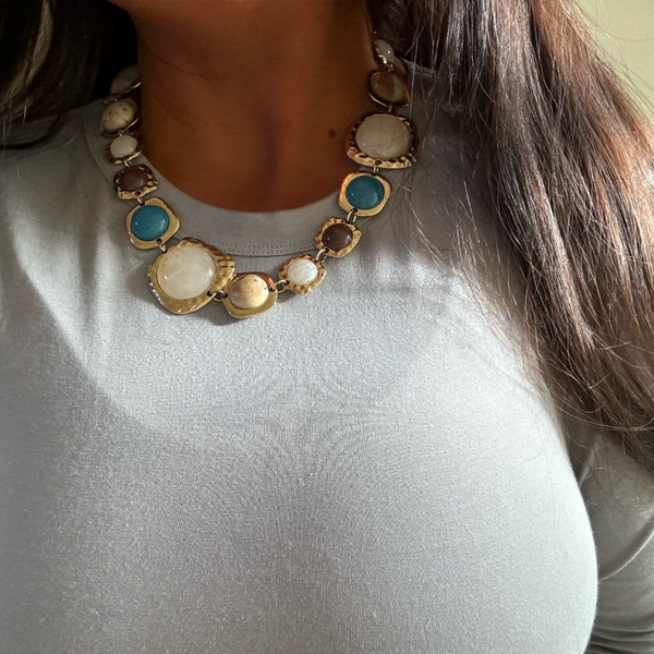 chunky indian stone necklace in gold