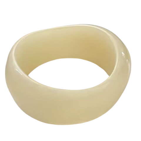 oversized resin bangle in cream