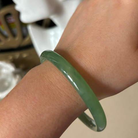 jade resin bangle