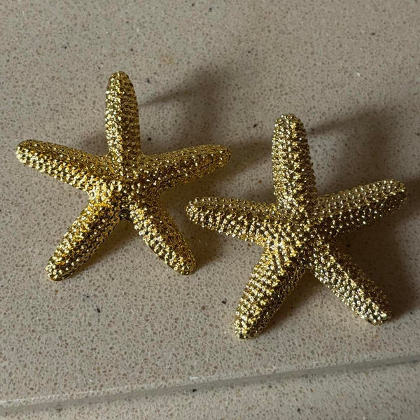 large textured starfish earrings in gold