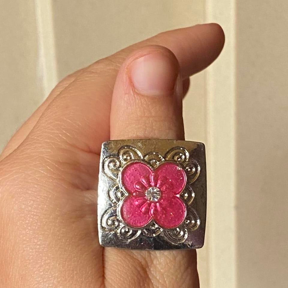 square pink flower cocktail ring