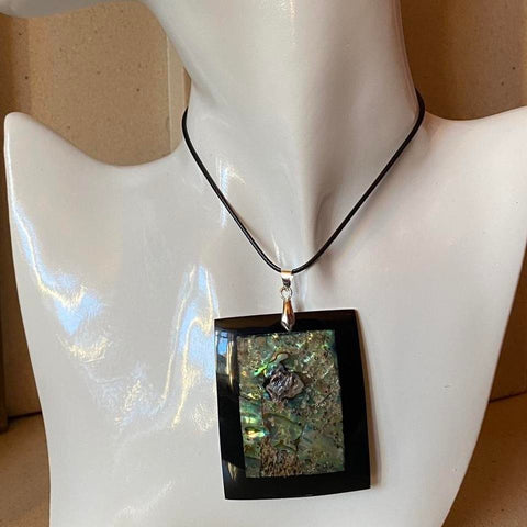 large rectangle shell pendant necklace